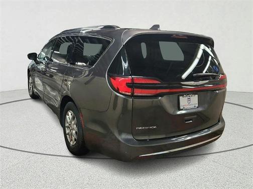 2021 Chrysler Pacifica Touring