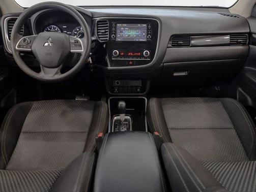 2020 Mitsubishi Outlander SEL