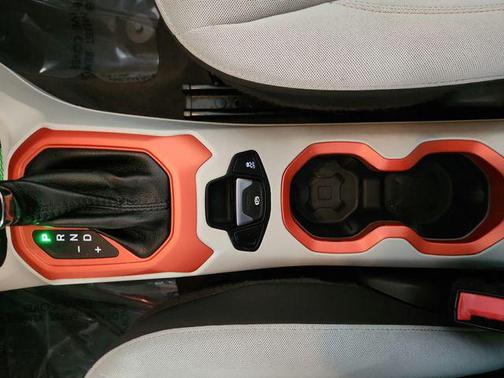 Omaha Orange 2016 Jeep Renegade Latitude