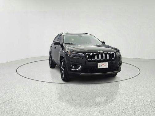 Diamond Black Crystal Pearlcoat 2019 Jeep Cherokee Limited