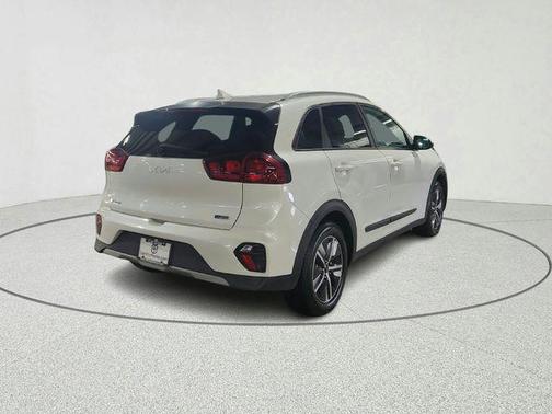2022 Kia Niro LXS