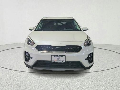 2022 Kia Niro LXS