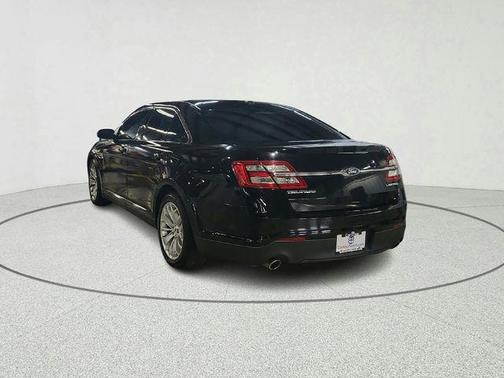 2018 Ford Taurus Limited