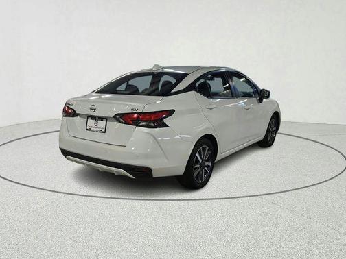 2023 Nissan Versa 1.6 SV