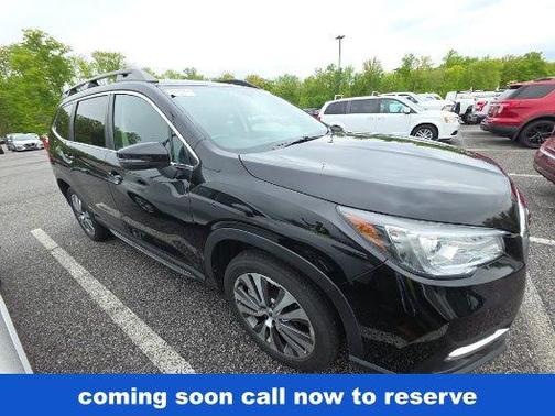 Crystal Black Silica 2022 Subaru Ascent Limited 7-Passenger