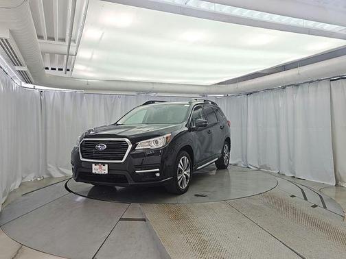 Crystal Black Silica 2022 Subaru Ascent Limited 7-Passenger