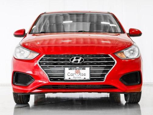 2020 Hyundai Accent SE