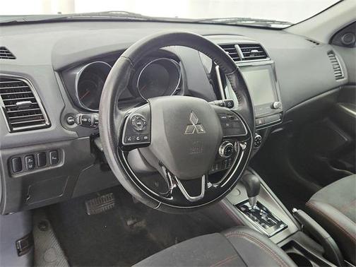 2022 Mitsubishi Outlander Sport SE