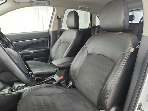 2022 Mitsubishi Outlander Sport SE