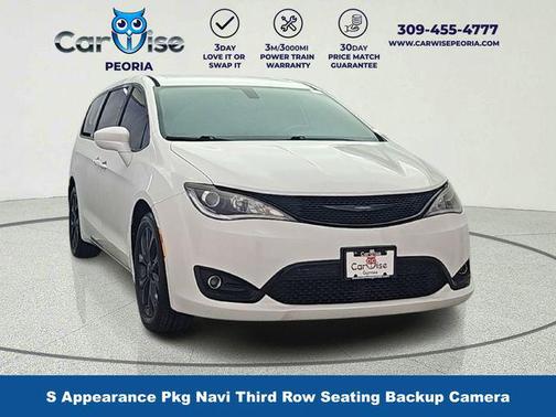 Bright White Clearcoat 2018 Chrysler Pacifica Touring Plus