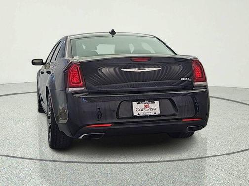 Gloss Black 2017 Chrysler 300 S