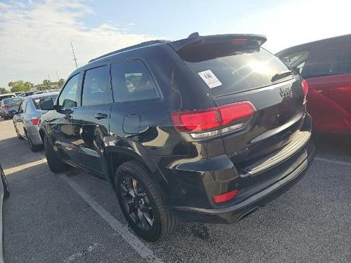 Diamond Black Crystal Pearlcoat 2019 Jeep Grand Cherokee Limited X
