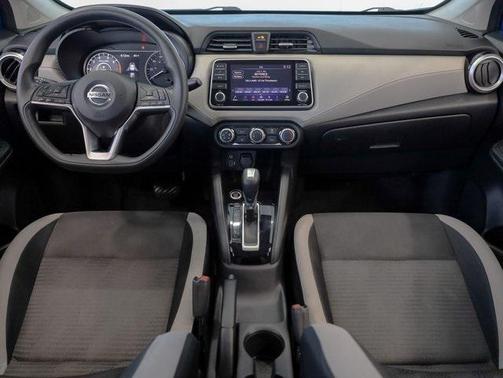 2021 Nissan Versa 1.6 SV