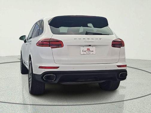 White 2018 Porsche Cayenne Platinum Edition