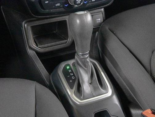 2020 Jeep Renegade Altitude