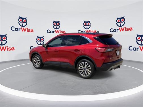 2022 Ford Escape Titanium