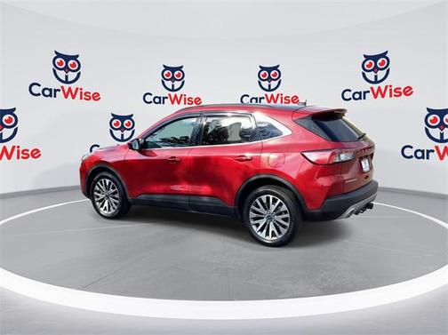 2022 Ford Escape Titanium