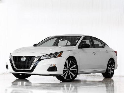 2021 Nissan Altima 2.5 SR