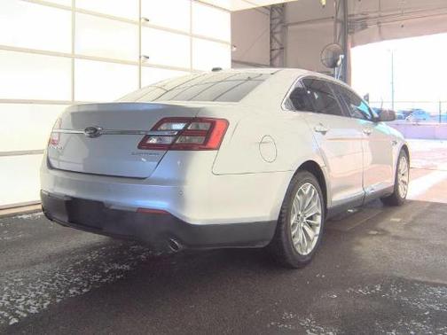 2019 Ford Taurus Limited