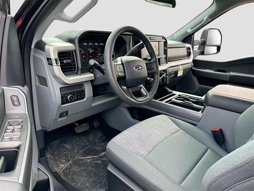 2025 Ford F-250 XLT