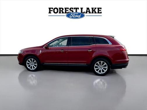 2014 Lincoln MKT Base