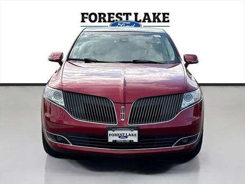 2014 Lincoln MKT Base