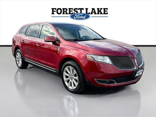 2014 Lincoln MKT Base