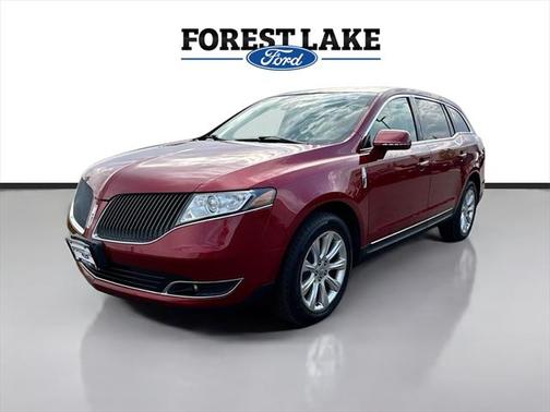 2014 Lincoln MKT Base