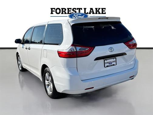 2017 Toyota Sienna SE