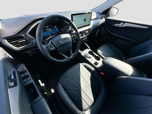 2026 Ford Escape Platinum