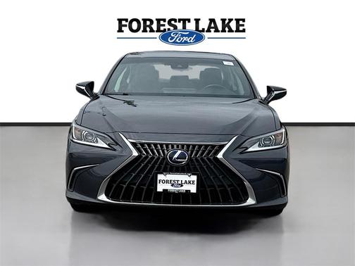 2022 Lexus ES 300h Base