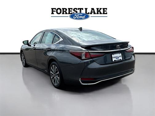 2022 Lexus ES 300h Base