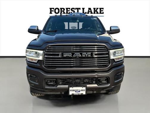 2020 RAM 3500 Laramie Crew Cab 4x4 8' Box