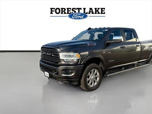 2020 RAM 3500 Laramie Crew Cab 4x4 8' Box
