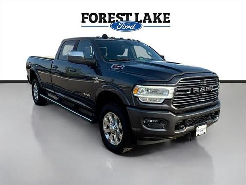 2020 RAM 3500 Laramie Crew Cab 4x4 8' Box