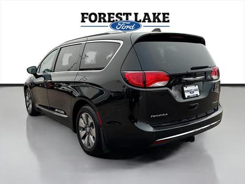 2018 Chrysler Pacifica Hybrid Limited
