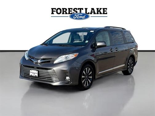2019 Toyota Sienna XLE