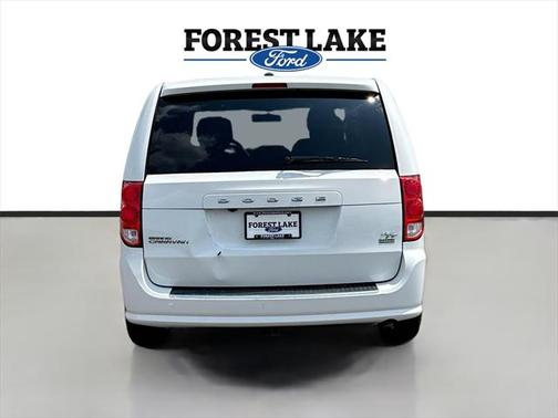 2016 Dodge Grand Caravan R/T
