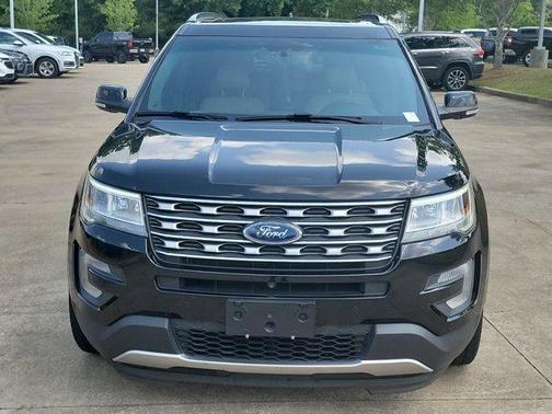 Photo 4 of 28 of 2017 Ford Explorer Limited