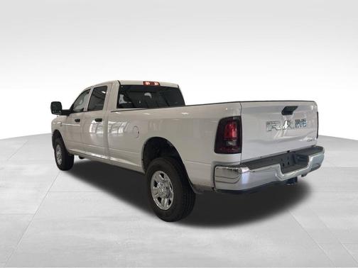 2025 RAM 2500 Tradesman Crew Cab 4x4 8' Box