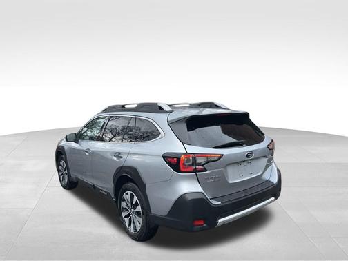 2024 Subaru Outback Touring
