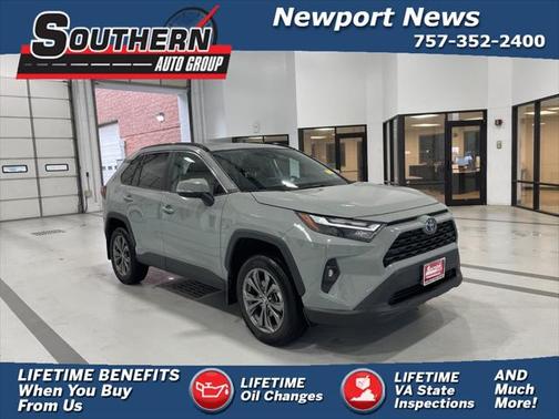 2022 Toyota RAV4 Hybrid XLE Premium