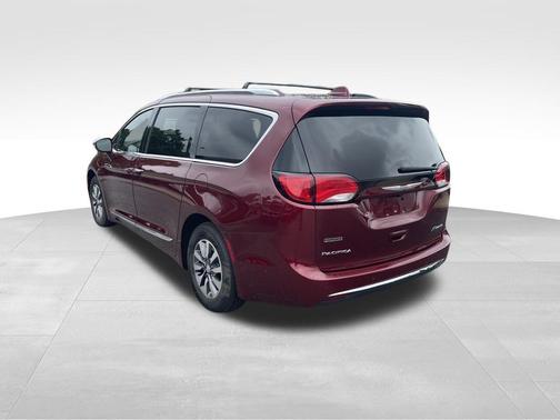 2020 Chrysler Pacifica Hybrid Limited