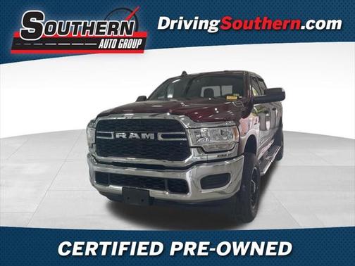 2022 RAM 2500 Tradesman Crew Cab 4x4 6'4' Box
