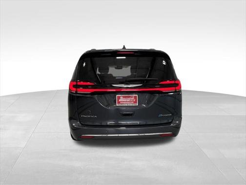 2021 Chrysler Pacifica Hybrid Touring L