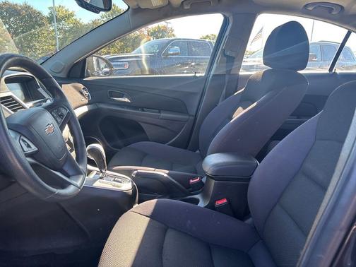 2015 Chevrolet Cruze 1LT
