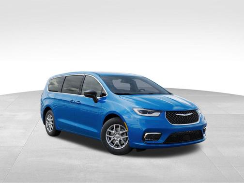 Hydro Blue Pearlcoat 2026 Chrysler Pacifica L