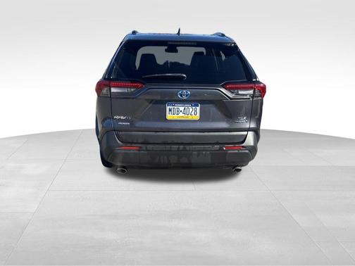 2023 Toyota RAV4 Hybrid XLE Premium