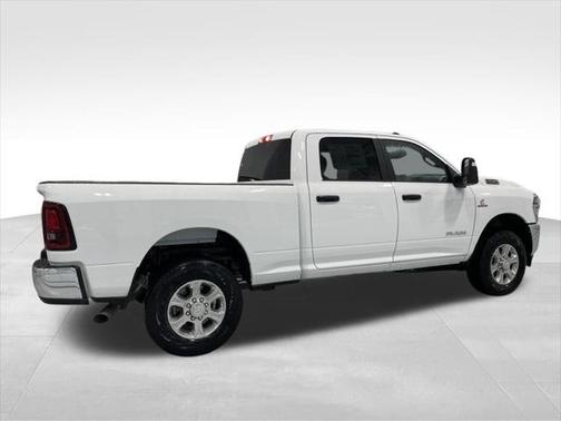 2025 RAM 2500 Big Horn Crew Cab 4x4 6'4' Box