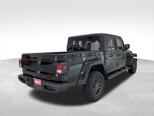 2024 Jeep Gladiator Sport S